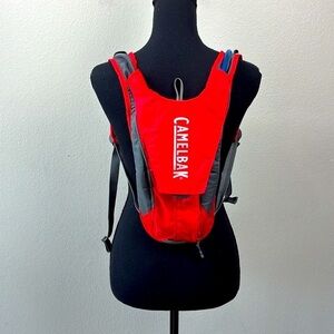 CamelBak Classic Hydration Pack Backpack Outdoor Hiking 2L